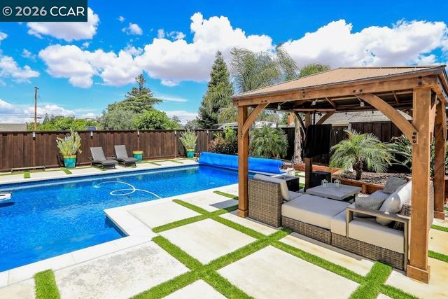 5491 Florida Dr, Concord, CA 94521