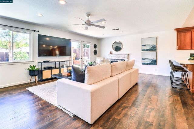 5491 Florida Dr, Concord, CA 94521