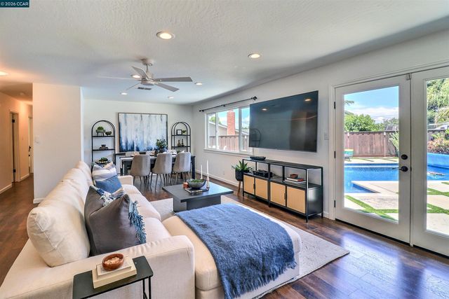 5491 Florida Dr, Concord, CA 94521