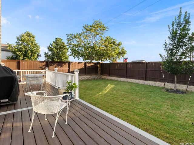4905 Hallies Garden, St Hedwig, TX 78152