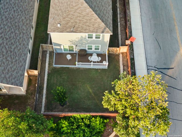 4905 Hallies Garden, St Hedwig, TX 78152