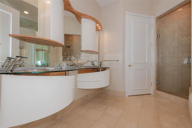 18101 Collins Ave 5104, Sunny Isles Beach, FL 33160