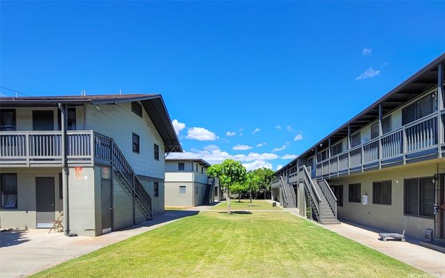 94-820 Awanei Street 306, Waipahu, HI 96797