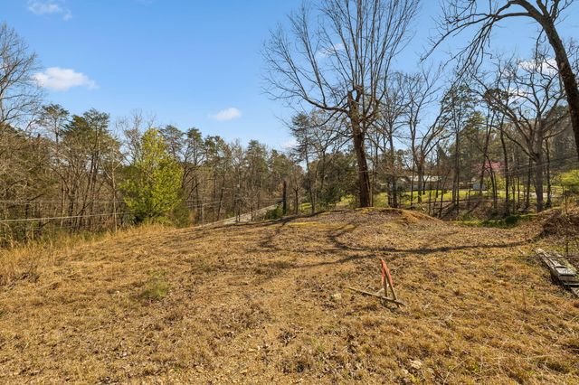 635 River Landing Drive, Soddy Daisy, TN 37379