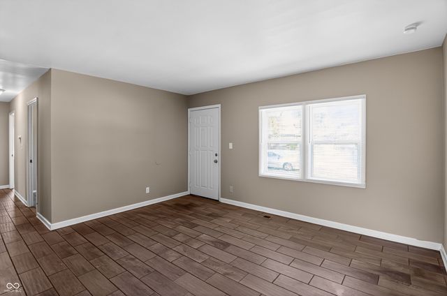 6231 Meadowlark Drive, Indianapolis, IN 46226