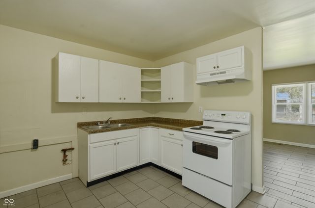 6231 Meadowlark Drive, Indianapolis, IN 46226