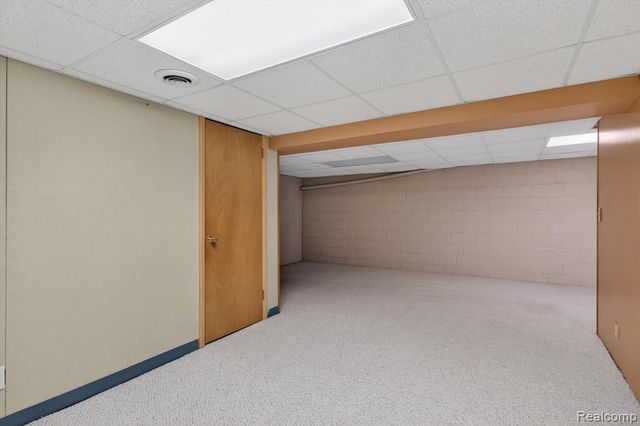 28501 Pontiac Trail, South Lyon, MI 48178