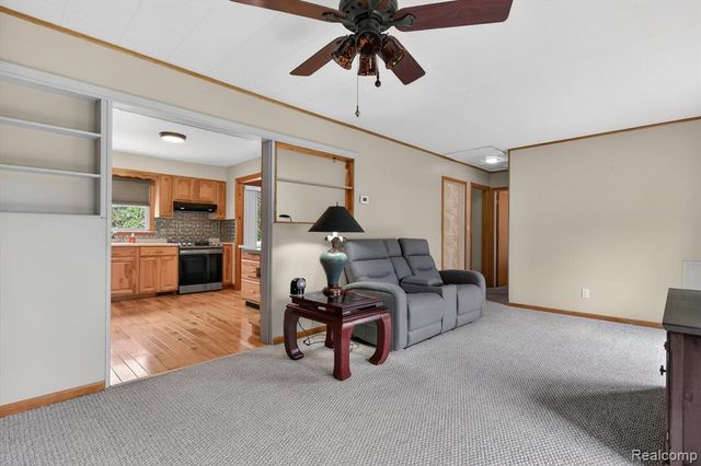 28501 Pontiac Trail, South Lyon, MI 48178