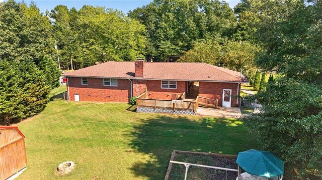 3813 Todd Drive, Oakwood, GA 30566