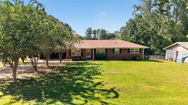 3813 Todd Drive, Oakwood, GA 30566