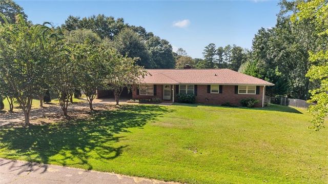 3813 Todd Drive, Oakwood, GA 30566