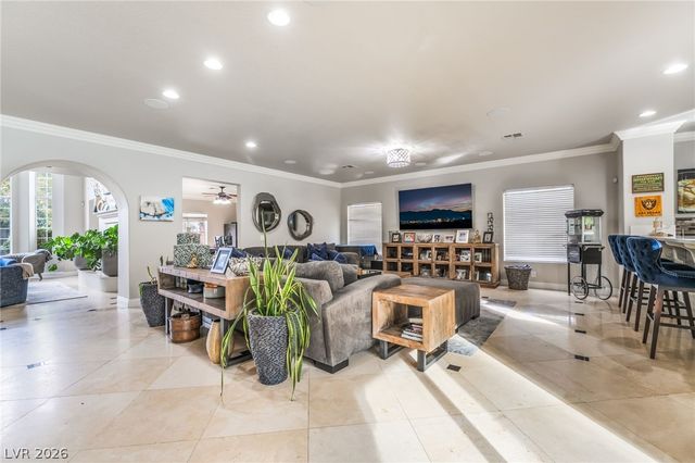 7525 Eldora Avenue, Las Vegas, NV 89117