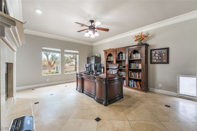 7525 Eldora Avenue, Las Vegas, NV 89117