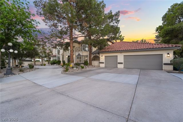 7525 Eldora Avenue, Las Vegas, NV 89117