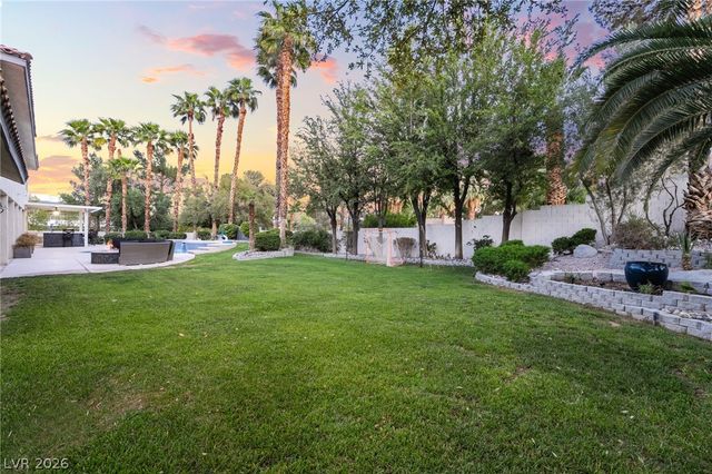 7525 Eldora Avenue, Las Vegas, NV 89117