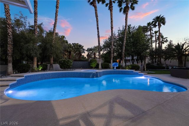 7525 Eldora Avenue, Las Vegas, NV 89117