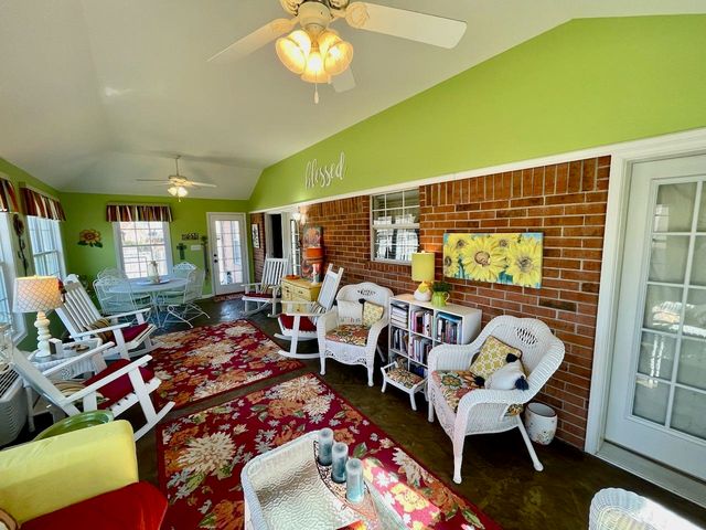 115 LAKEWOOD DR, Oakland, TN 38060