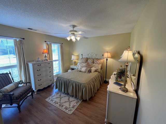 115 LAKEWOOD DR, Oakland, TN 38060