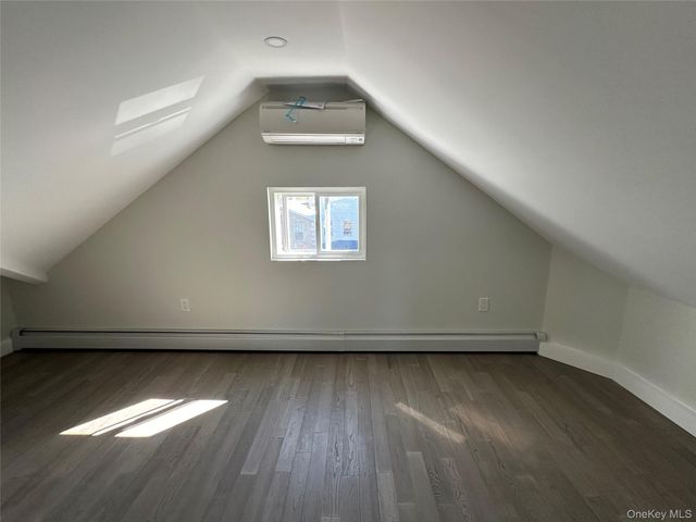 2040 41st Street 2, Astoria, NY 11105