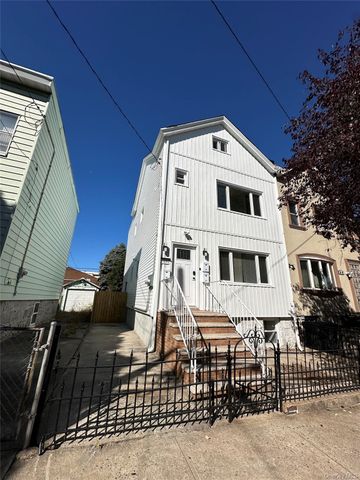2040 41st Street 2, Astoria, NY 11105