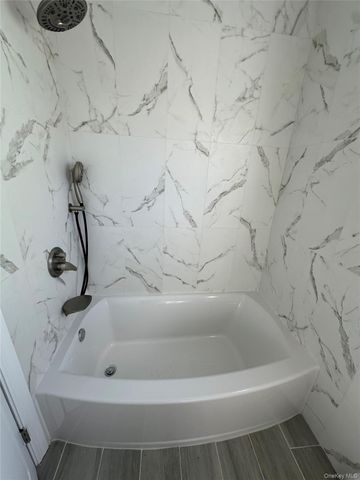 2040 41st Street 2, Astoria, NY 11105