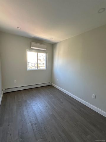 2040 41st Street 2, Astoria, NY 11105