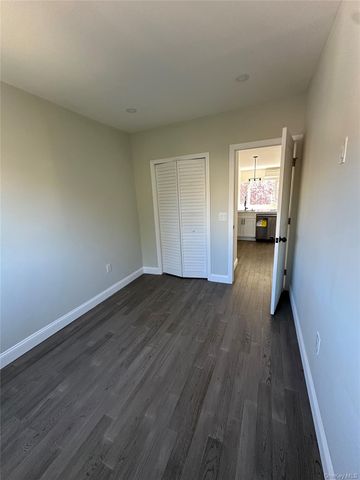 2040 41st Street 2, Astoria, NY 11105
