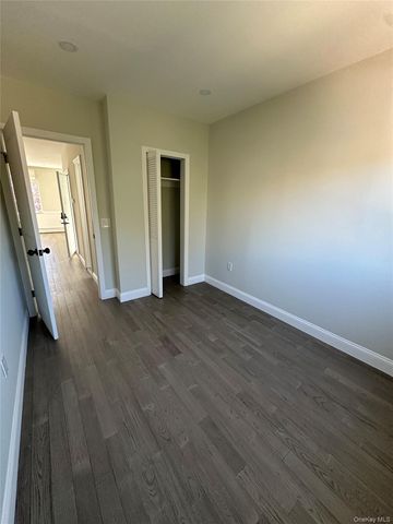 2040 41st Street 2, Astoria, NY 11105
