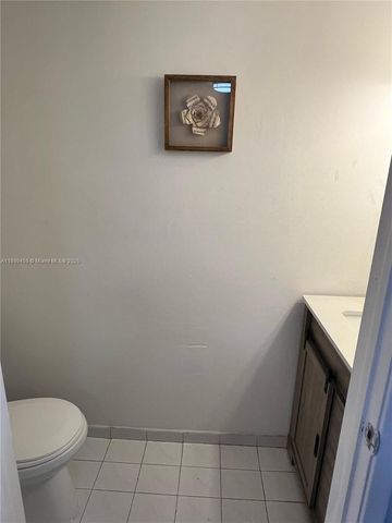 431 NW 82nd Ave 909, Miami, FL 33126