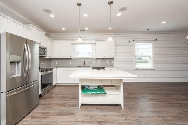 177 Hayworth Road, Summerville, SC 29486