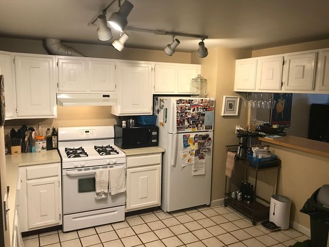 99 W 4th St 1B, Boston, MA 02127