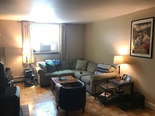 99 W 4th St 1B, Boston, MA 02127