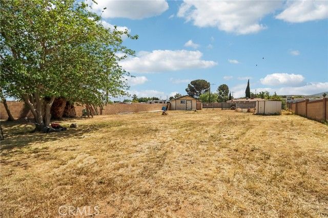 5209 W Avenue M8, Lancaster, CA 93536