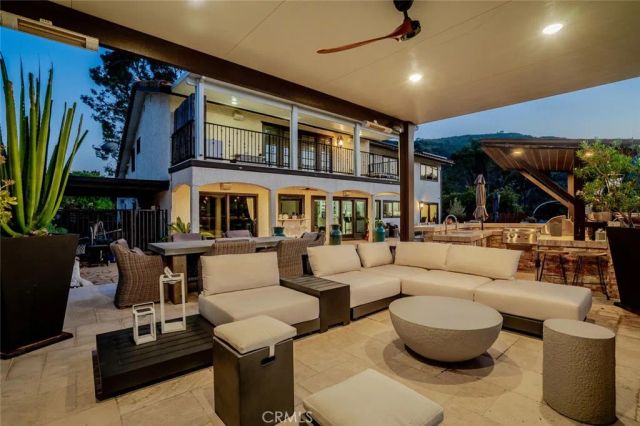 76 Flintlock, Bell Canyon, CA 91307