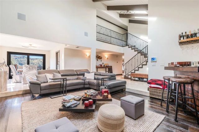 76 Flintlock, Bell Canyon, CA 91307