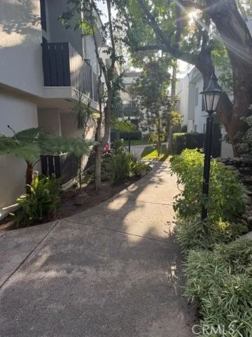 18645 Hatteras, Tarzana, CA 91356