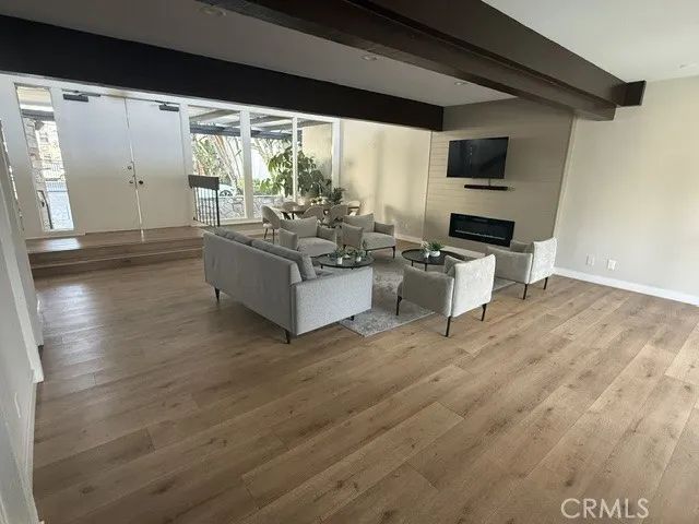 18645 Hatteras, Tarzana, CA 91356