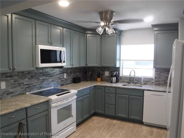 126 Parkview Circle, Lake Placid, FL 33852