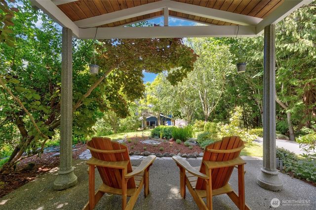 27170 Woodpecker Hill Road NE, Poulsbo, WA 98370