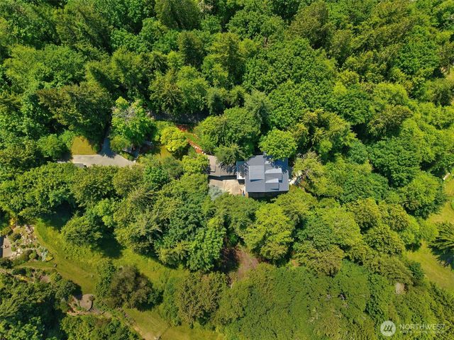 27170 Woodpecker Hill Road NE, Poulsbo, WA 98370