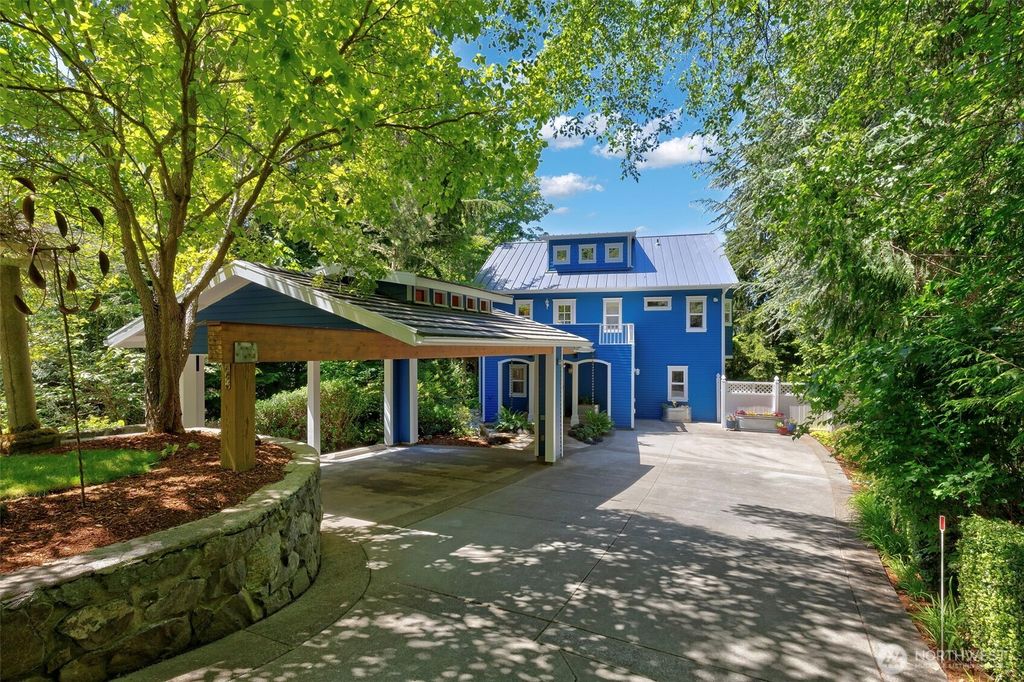 27170 Woodpecker Hill Road NE, Poulsbo, WA 98370