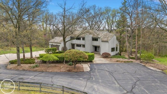 3750 Orion Road, Oakland Twp, MI 48363
