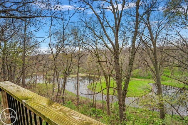 3750 Orion Road, Oakland Twp, MI 48363