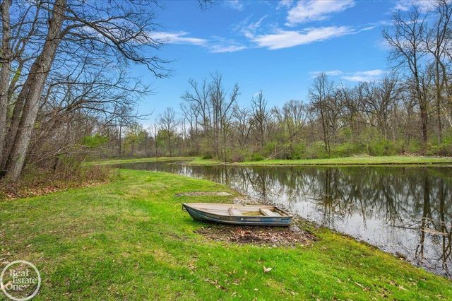 3750 Orion Road, Oakland Twp, MI 48363