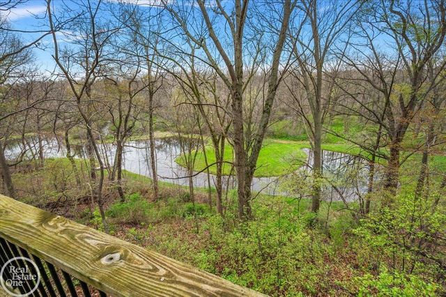 3750 Orion Road, Oakland Twp, MI 48363