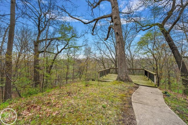 3750 Orion Road, Oakland Twp, MI 48363