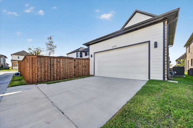 3707 Pilgrims Mews, Rowlett, TX 75088