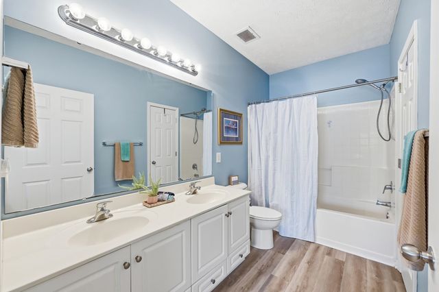 601 Hillside Dr N Apt 2124, North Myrtle Beach, SC 29582