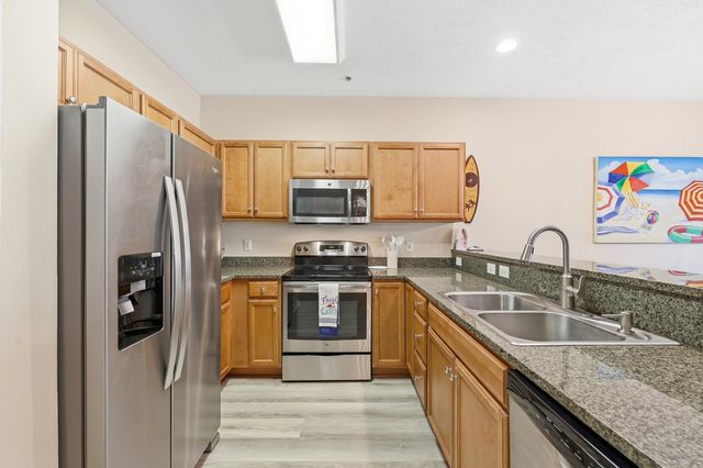 601 Hillside Dr N Apt 2124, North Myrtle Beach, SC 29582