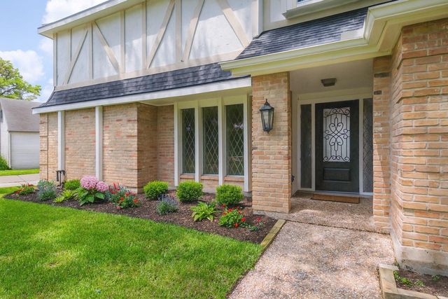 11814 Drexelbrook Drive, Houston, TX 77077